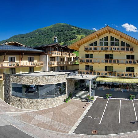 Hotel Alpina Saalbach-Hinterglemm Eksteriør bilde