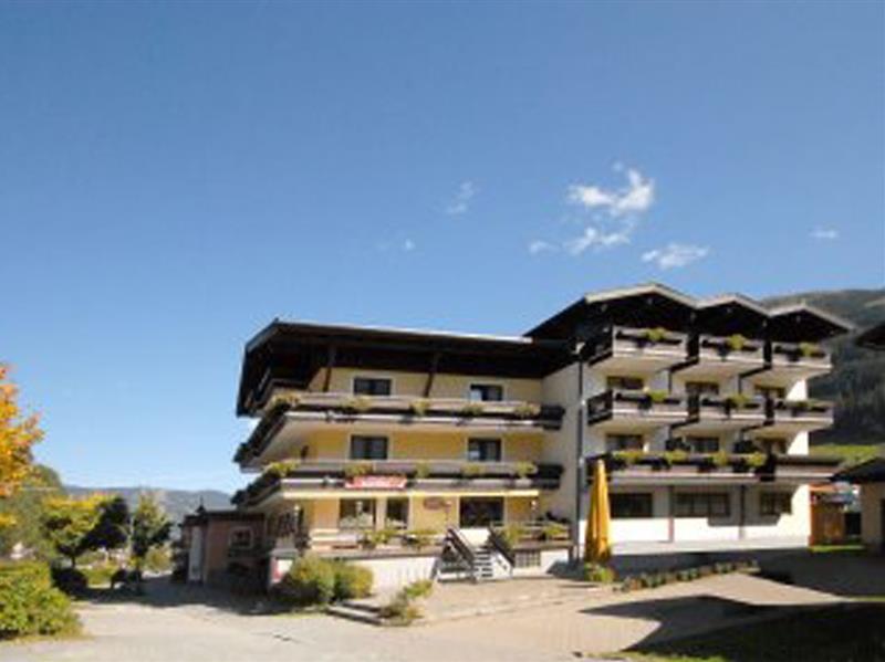 Hotel Alpina Saalbach-Hinterglemm Eksteriør bilde